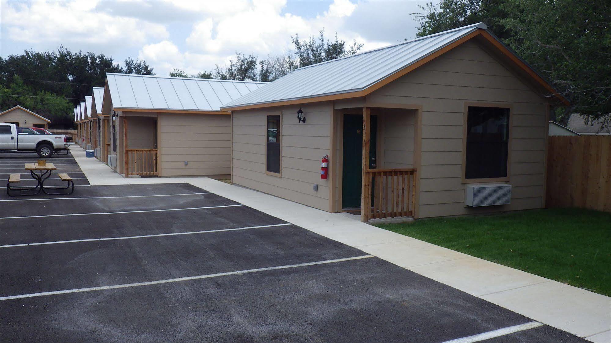 Brush Country Lodge Pleasanton Εξωτερικό φωτογραφία